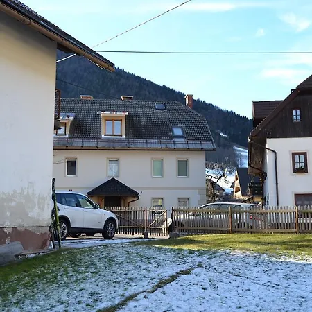 بيت للعطل House Cilka