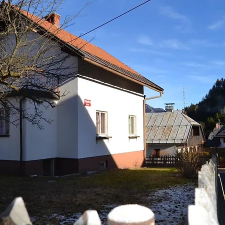 House Cilka بيت للعطل كْرانْيِسكا غورا